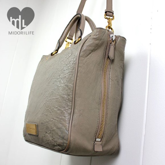 MARC BY MARC JACOBS Washed Up Leather Tote Crossbody Bag - Picture 7 of 16